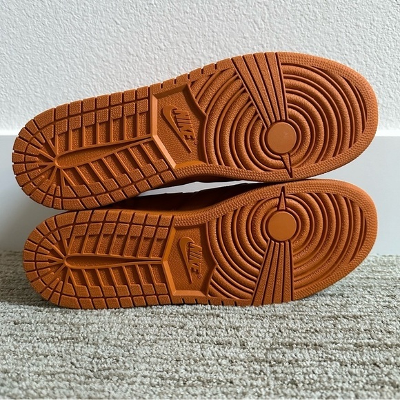 NEW AIR JORDAN 1 Rebel XX in Cinder Orange Womens Size 10 - Picture 10 of 12